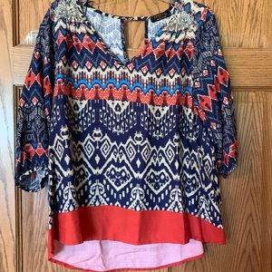 NWT v-neck, key hole blouse